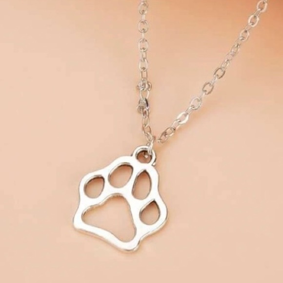 New Silver Tone Dog Paw Pendant Necklace - Picture 3 of 7